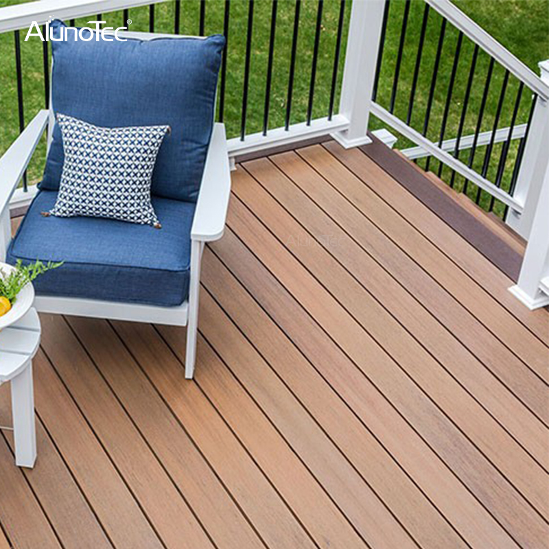Decking composé en plastique en bois imperméable de WPC d'installation facile pour le jardin